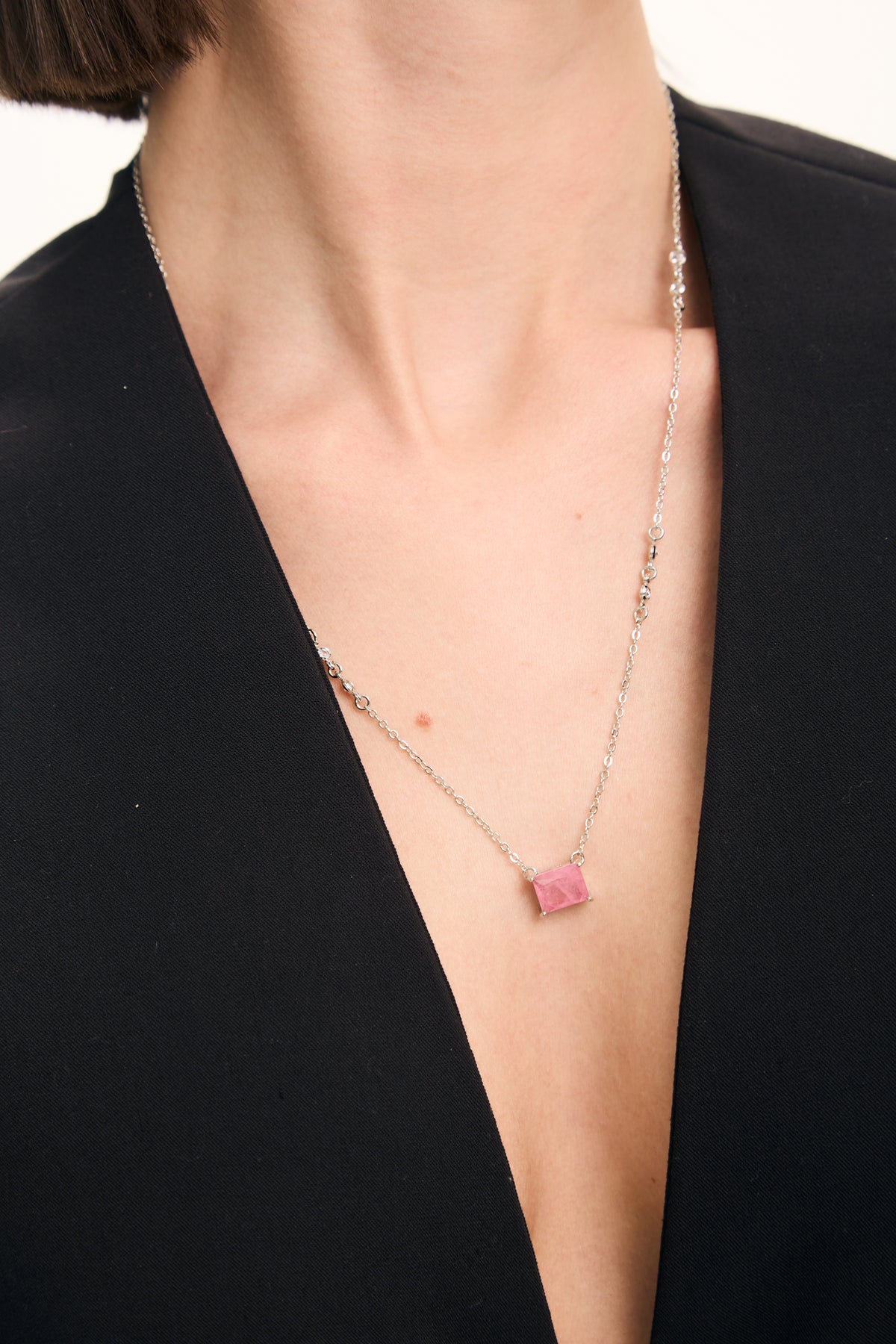 Selena Set: faceted coloured stone necklace and earrings, photo 5 of 9