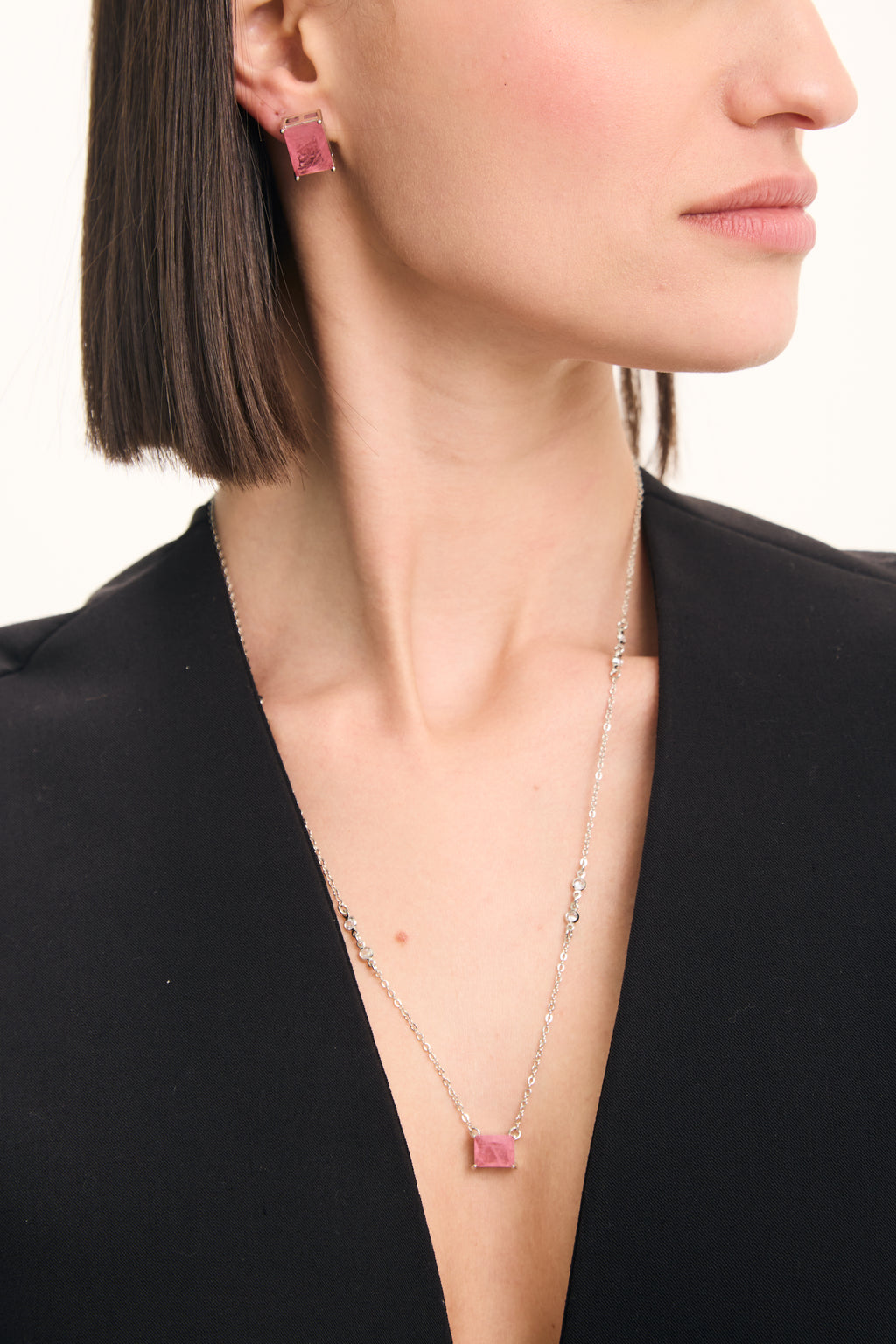 Selena Set: faceted coloured stone necklace and earrings, photo 7 of 9