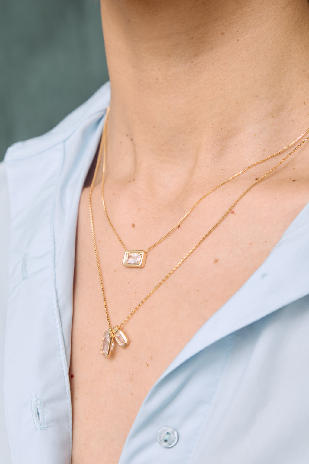 Ana Set: rectangular zirconia stud earrings and Venetian chain necklace, photo 3 of 9