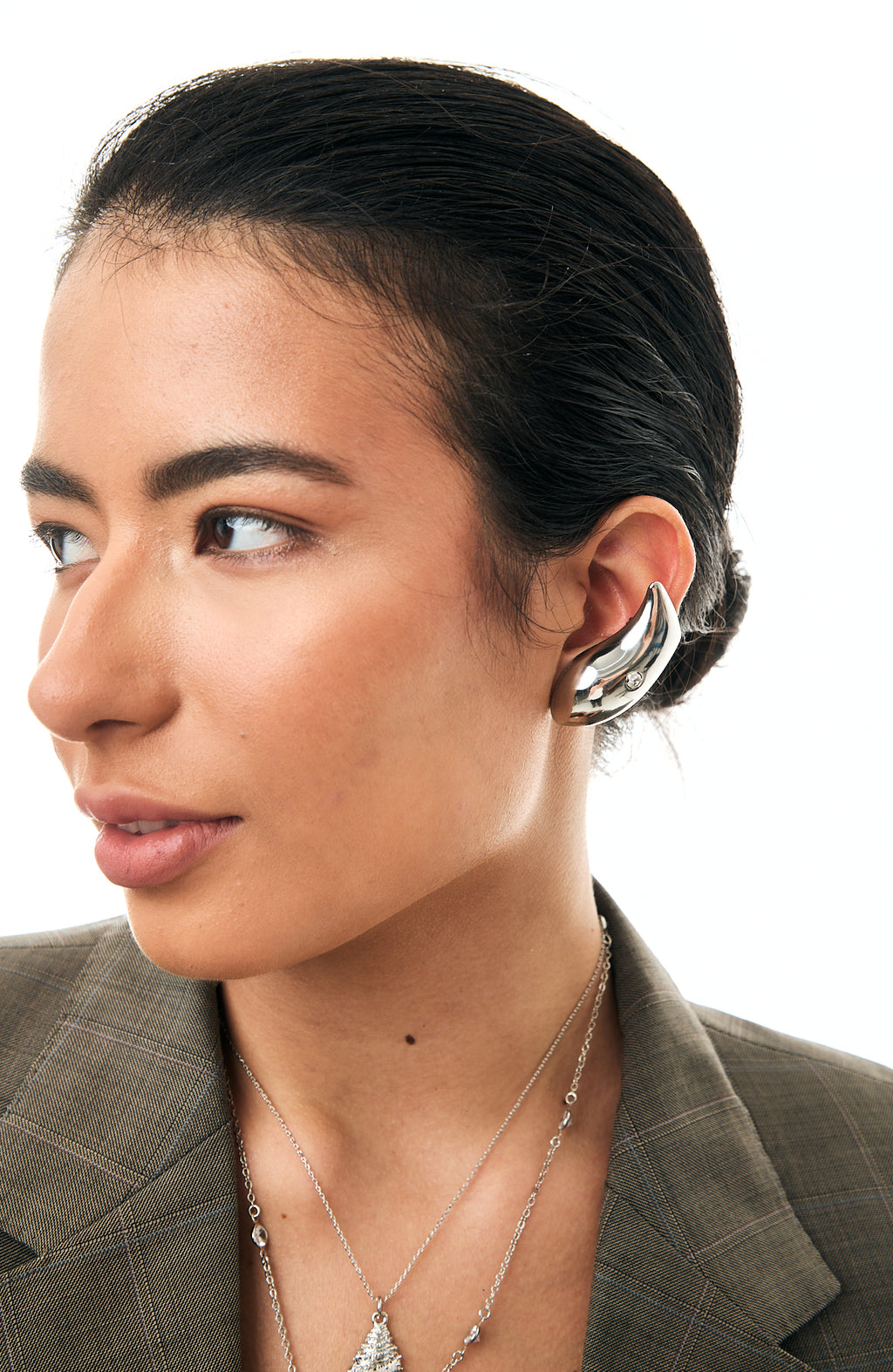Zara sculptural ear climber with zirconia, photo 3 of 3