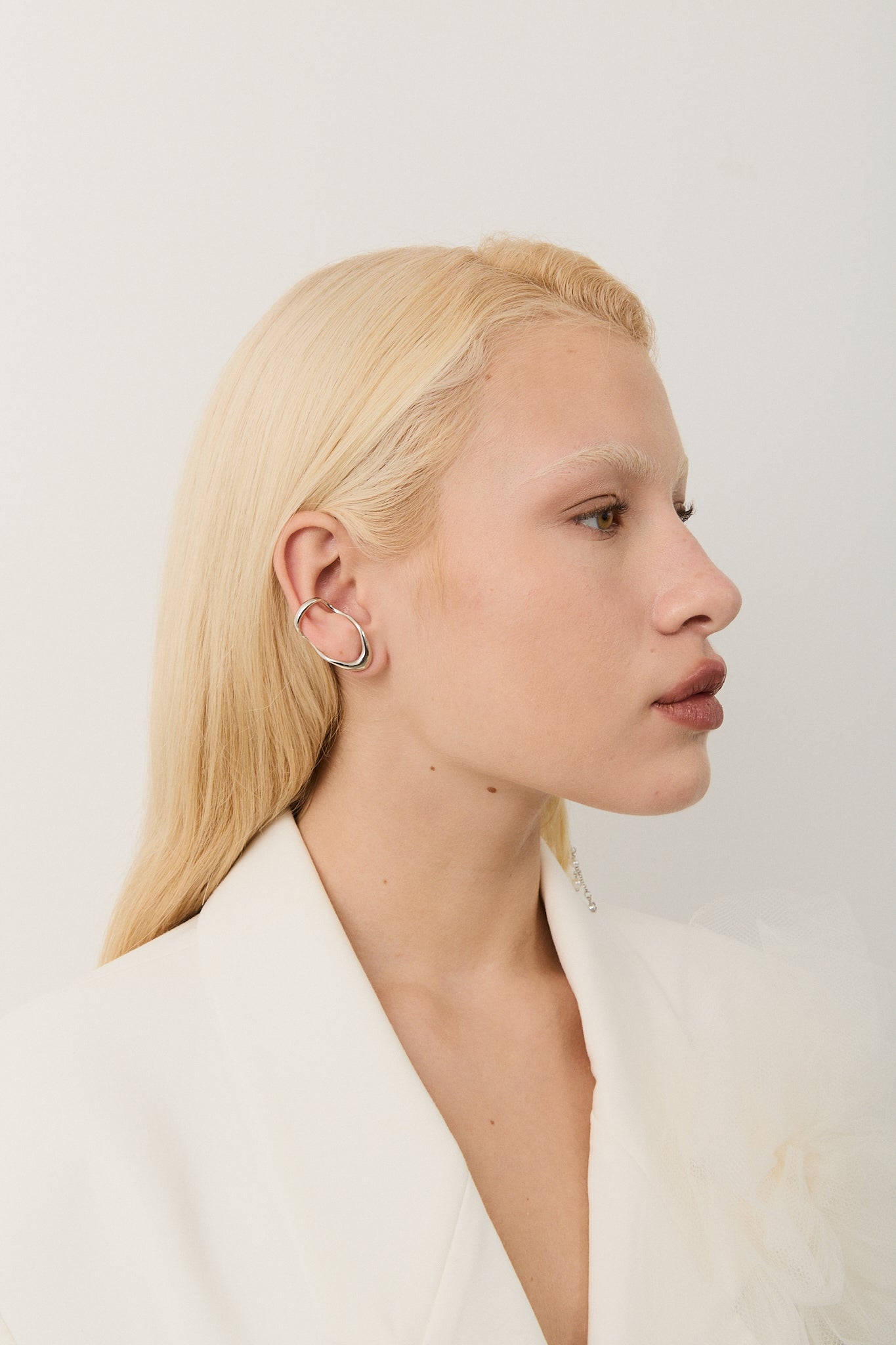 Mallu Sculpt Earrings