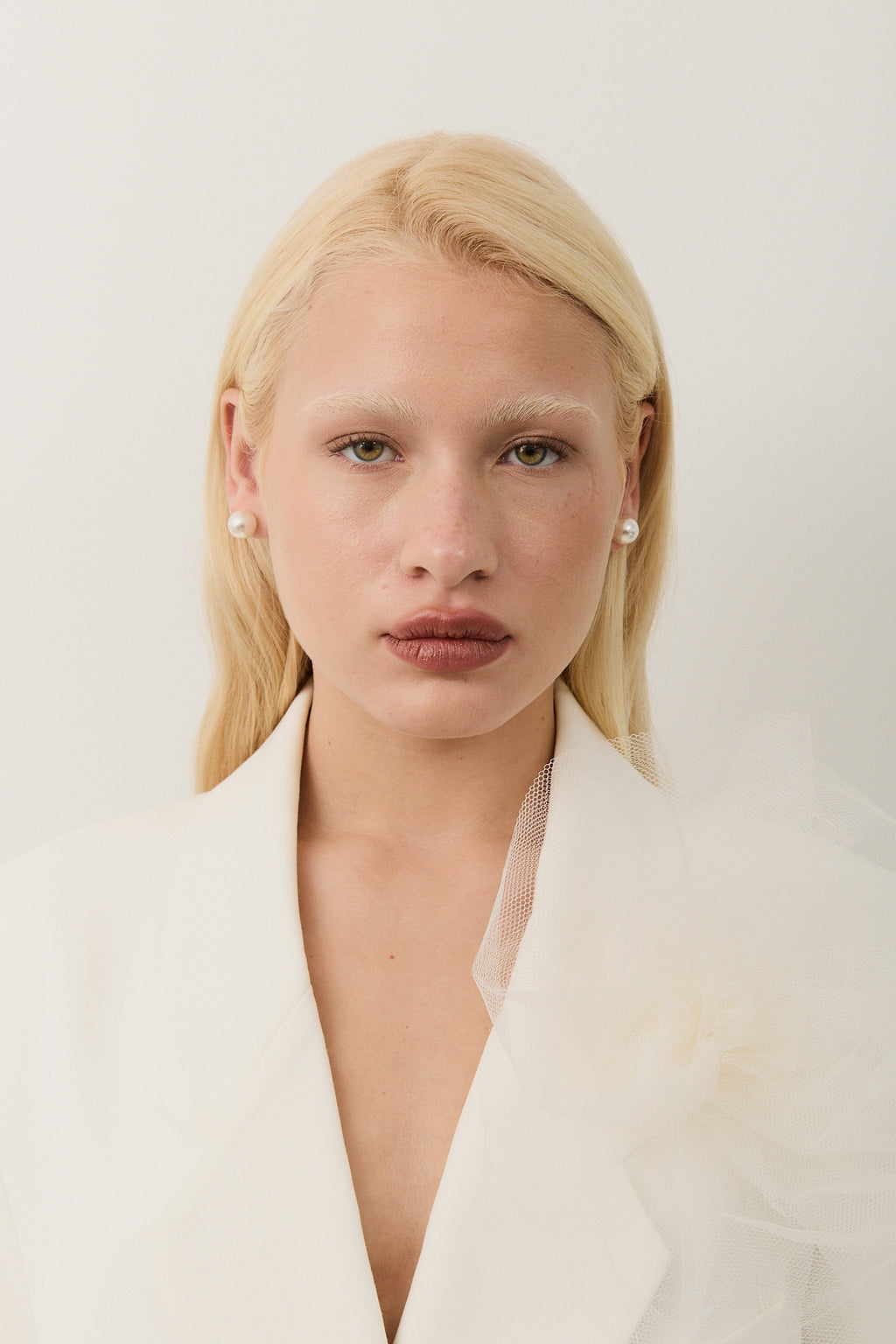 Margot Pearl Earrings