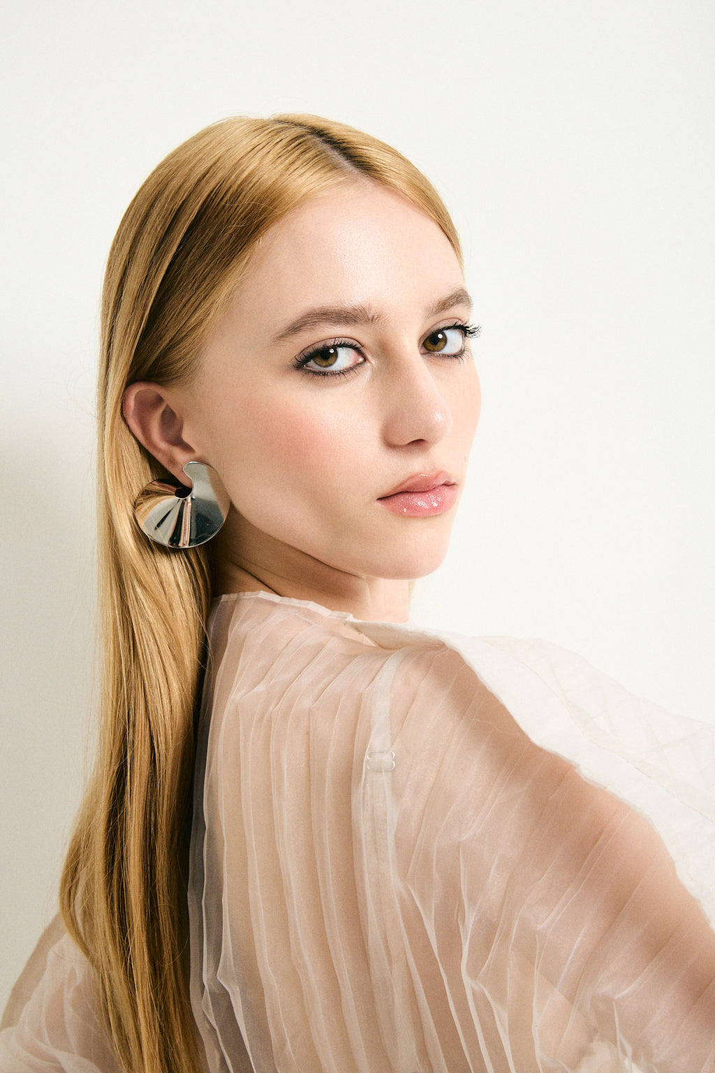 Summer bold sculptural statement earrings, photo 6 of 11